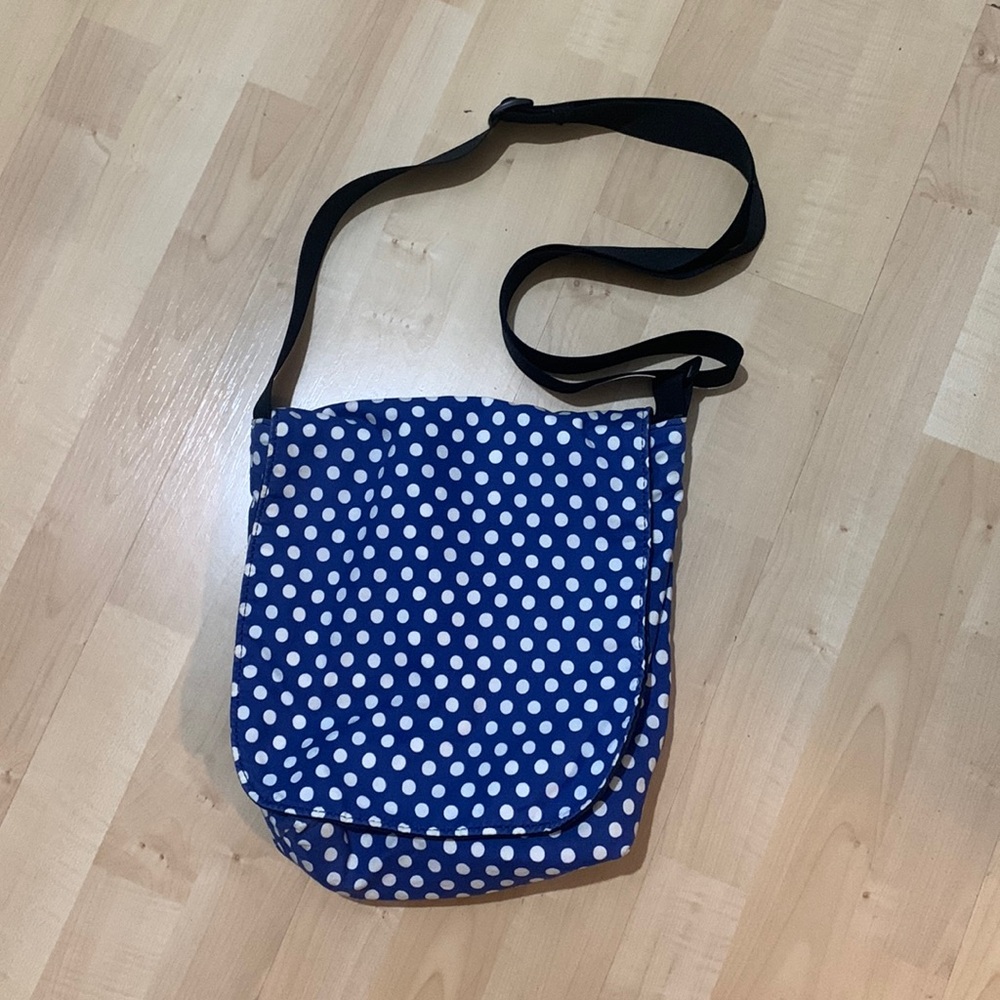 Rose City Totes blue with white pockets messenger style tote bag